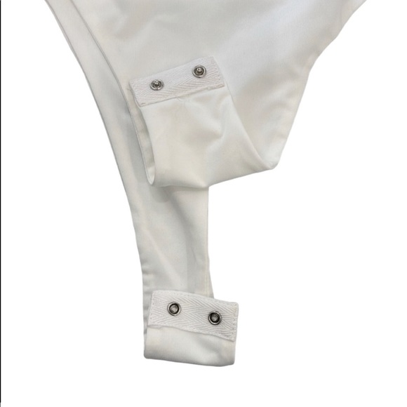 Superdown Cut Out Bodysuit - Picture 10 of 11